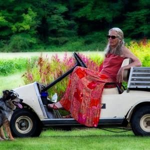 Meet your Posher, Linda